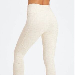 Fabletics Define PowerHold® High-Waisted 7/8 Legging